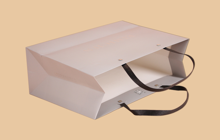 服裝紙袋白卡紙袋_曲光包裝